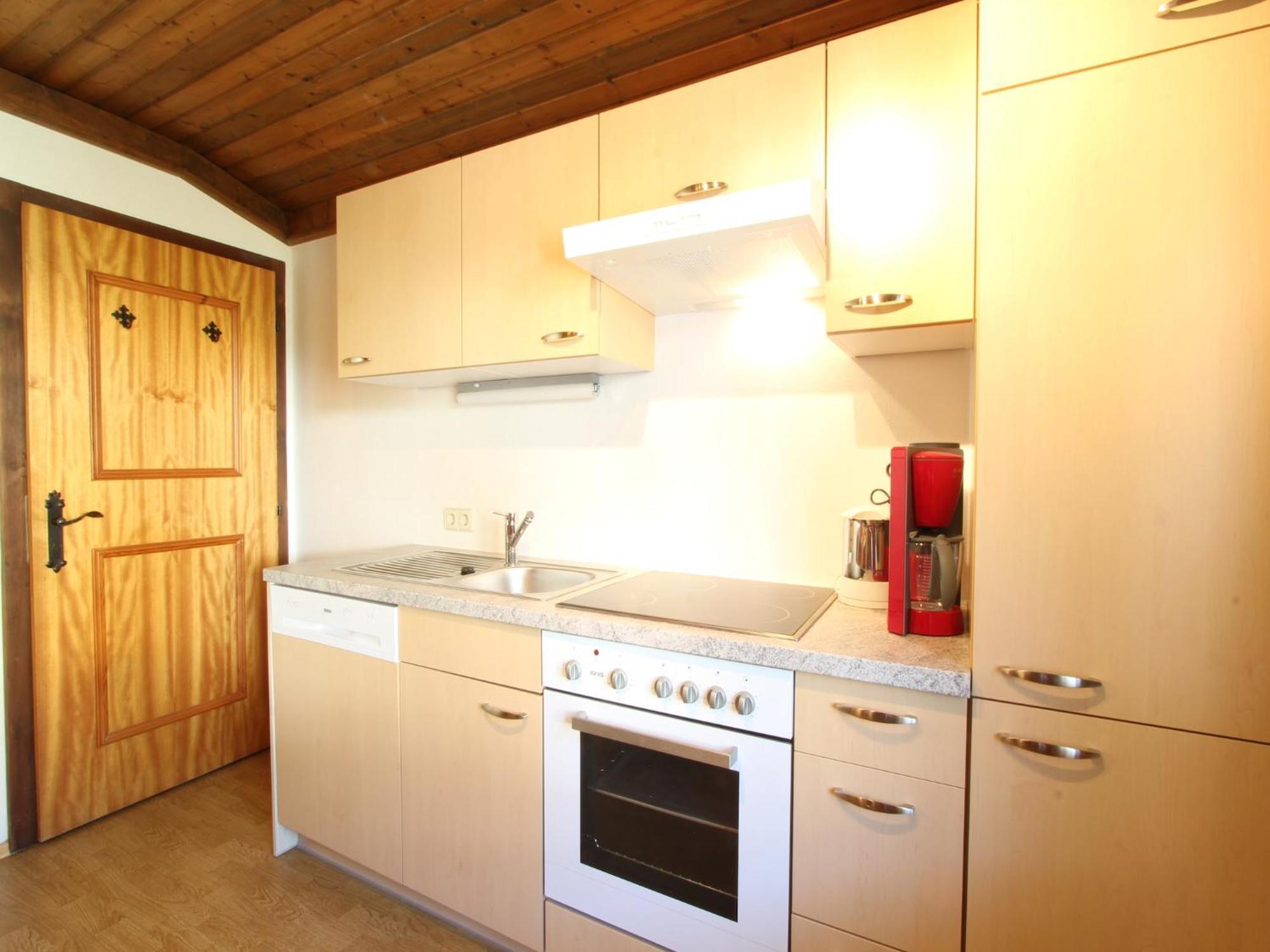 Spacious Apartment Near Ski Area In Миттерзилль Экстерьер фото